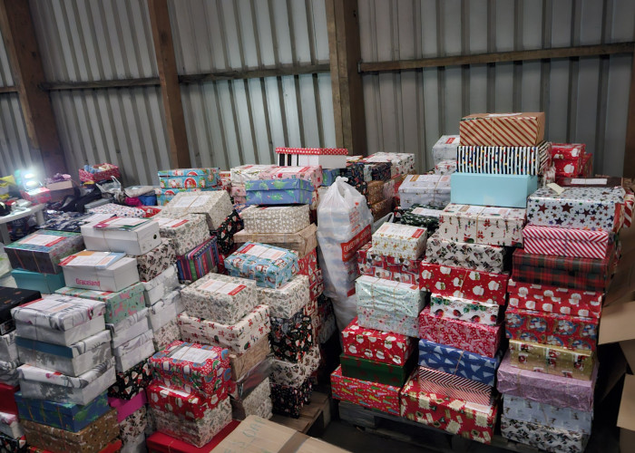 Shoeboxes at Potto